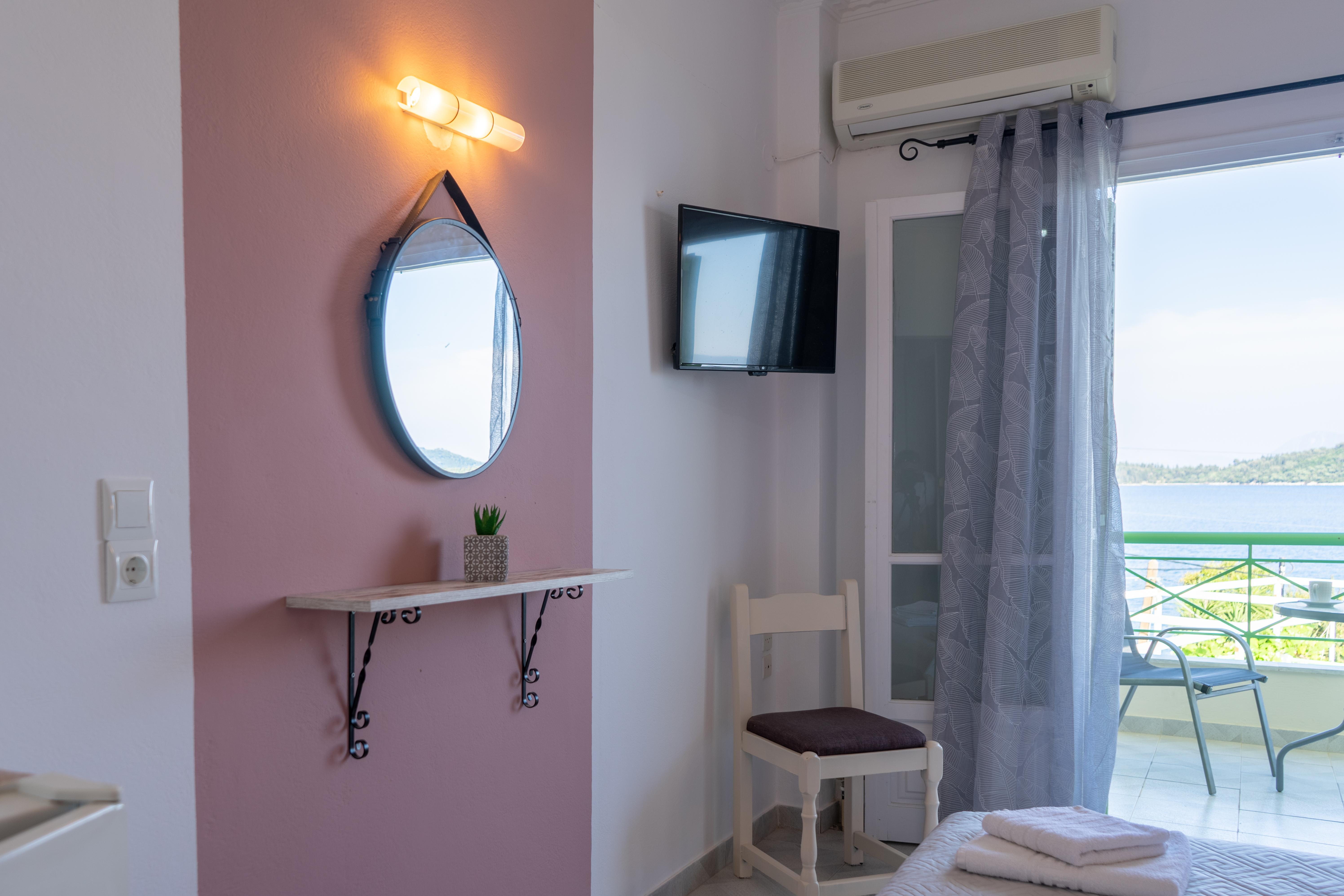 Tropicana Inn نيدري المظهر الخارجي الصورة