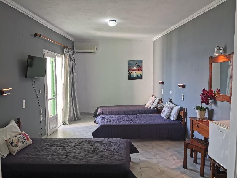 Tropicana Inn نيدري المظهر الخارجي الصورة